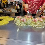 駅前ひろば お好み物語 ひこ - 