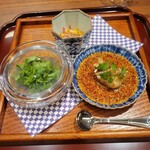 KOBAYASHI - 前菜盛り合わせ3点。ソースが美味しく、お取り置きしたいくらいでした。