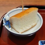 KOBAYASHI - アヒージョ的なKOBAYASHI特製 XO 醤 ULTRAstyle、具をいただいた後、このパンをひたして食べる