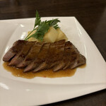 欧州酒場 マルシェ - 和牛モモ肉のステーキ