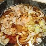 両国屋 - 肉うどん生たまご