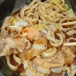 両国屋 - 肉うどん生たまご