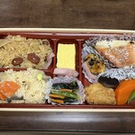 たごさく - 料理写真:弁当（税込み１１５０円）
