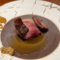 祇園 肉料理おか - 北海道産の完全放牧野生牛（ジビーフ）