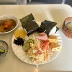 ヤグマ - 料理写真:おにぎりモーニング¥850