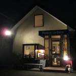 ピッツェリア ラガッタ - 佇