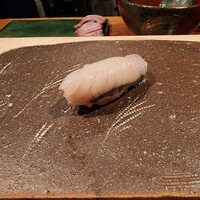 登喜和鮨 新発田本店 - ヒラメ　朝日取れた