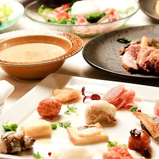 季節食材をふんだんに使ったコース料理を予算に応じてご用意
