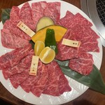 牛豊 八山田店 - 