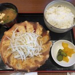浜松餃子 浜太郎 半田山店（本店） - 