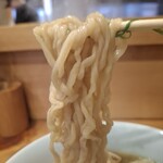 中華そば しば田 - 特製中華そば(チャーシュー豚)　1680円　手揉み麺(切り刃16番使用)　ワンタン、味玉