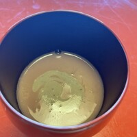 アロマフレスカ 熱海林ガ丘 - 栗のポタージュ　栗が丸ごと一つ沈んでました　バターの風味が効いてて、言葉では表せない旨さ