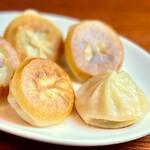 元氣餃子 弄堂 - 当店限定！東京No.1小籠包を「焼き」で楽しめます！