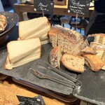 MORETHAN TAPAS LOUNGE - 