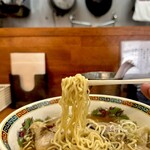 ラーメン 哲史 - 麺