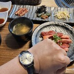 肉の青木商店 - Vintageな左腕のお伴と