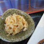 となりの食堂 - 小鉢も王道　切り干し大根の煮物