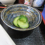 となりの食堂 - キュウリ浅漬け