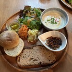 Ryokuyuu Shokudo & SPACE - 