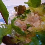 ア・ニュ ルトゥルヴェ・ヴー - 魚介のサラダを詰めた白菜のファルシ　生ハムのジュレ