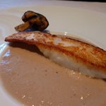 ア・ニュ ルトゥルヴェ・ヴー - ウスバハギのソテー　肝ソース