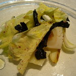 カノビアーノ アネックス - Antipasto；トランペット茸と帆立貝、ゆり根のサラダ