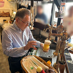 HIGHBURY THE CAVE OF BEER - 