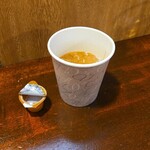キッチン ブルー グローブ - ホワイトコーヒーへ