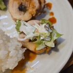 キッチン ブルー グローブ - サラダを乗せるとサッパリします