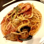 카키토 교카이노 레스토랑 쿠오레 델펫셰 - 해산물 토마토 소스 파스타