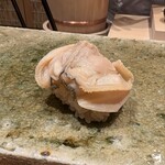 神田錦町 鮨たか晴 - 煮蛤