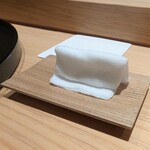 神田錦町 鮨たか晴 - お手拭き