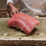 神田錦町 鮨たか晴 - トロ