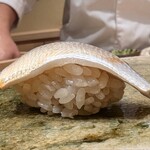 神田錦町 鮨たか晴 - コハダ