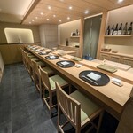 神田錦町 鮨たか晴 - 店内