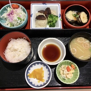 道の駅 原尻の滝 レストラン白滝_1