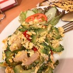 ドゥワン　ディー - 本日のお勧め　アボカドと海老の卵炒め