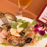 ドゥワン　ディー - シーフードの春雨サラダ