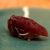 鮨おにかい＋1 - マグロ赤身ネギ醤油漬け