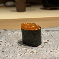 鮨 由う - 