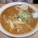 サンライズ食堂　津軽ラーメン　630円