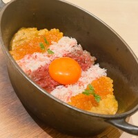 恵比寿 うしみつ - 〆のご飯もの。二人分はありそう。聞けば『おひとり様ようにお造りするのが難しいんで・・・』とのこと。アッ、アッ、そうなの、グフッ\(//∇//)\