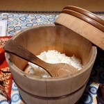 百姓屋敷 じろえむ - 竈で炊かれた無農薬有機栽培のご飯　美味しい(〃ω〃)