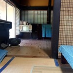 百姓屋敷 じろえむ - なんか俺がガキの頃、婆ちゃんの部屋にあった様なテレがありました(〃ω〃)