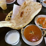 カマナ - 普通サイズのナン