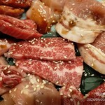 炭火焼肉 久 - 