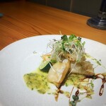 ブラッスリー 航 - 太刀魚のフリット
      　〜香味野菜とハーブビネガーソース〜