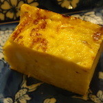 弥助鮨 - 焼きたての玉子焼き