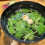 蒲焼 うなよし - 三つ葉と麩のお吸い物。