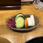 蒲焼 うなよし - お新香。